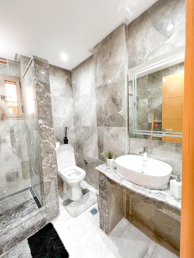 Ferienwohnung New ! Unique Equipped Flat In The Heart Of Marrakech Marrakesch Exterior foto